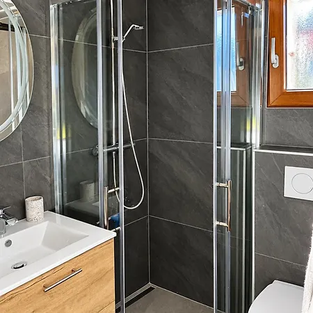 Du Bry - Studio, Garden & Parking * Verbier